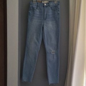 NWT Ultra High Rise Distressed Jeans Sz 1